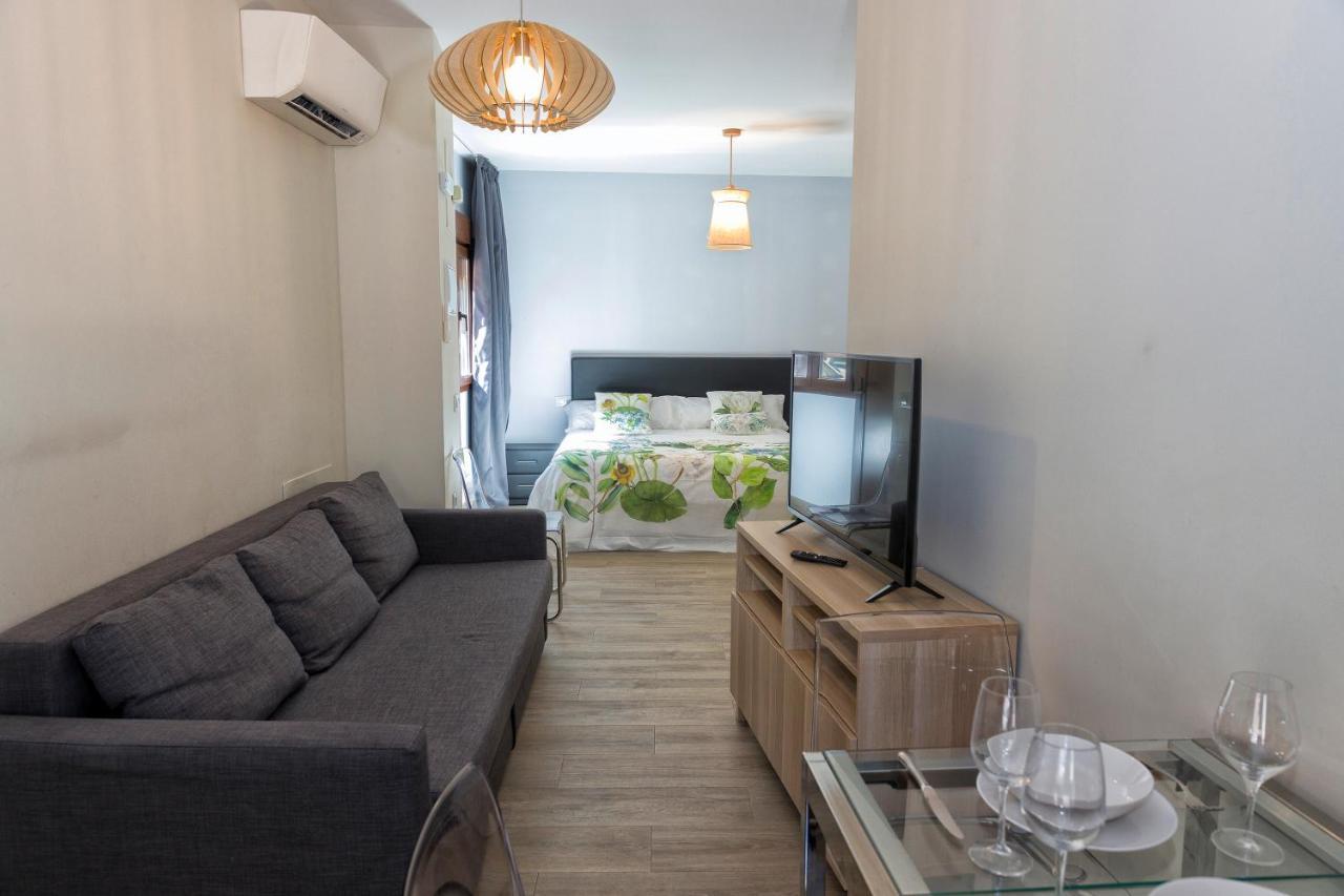 Apartamentos Onnight مالقة المظهر الخارجي الصورة